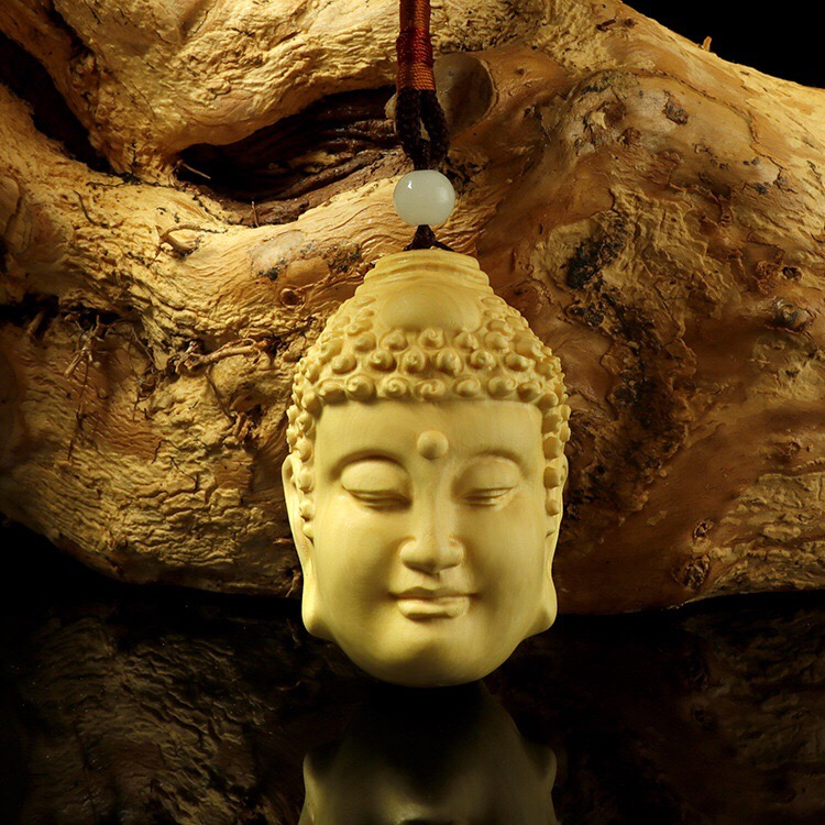 Tượng Thiện Ác được chế tác từ gỗ Hoàng Dương có mùi thơm nhẹ,thích hợp làm dây treo, móc chìa khoá—TG73