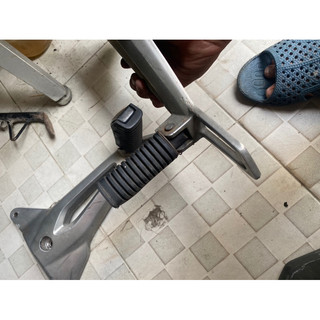 gác chân sau wave 100