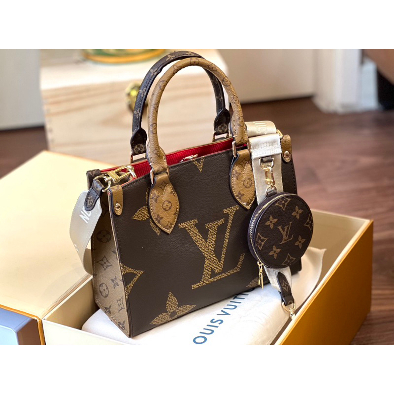 Túi Xách Lou. Is Vui. Ttion Onthego Size 25cm