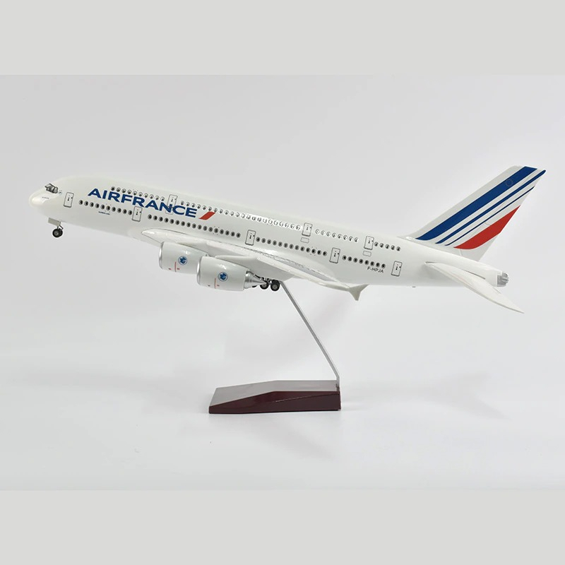 Mô hình máy bay Air France Airbus A380 47cm 1:160 có đèn led tự động theo tiếng vỗ tay hoặc chạm MB47027