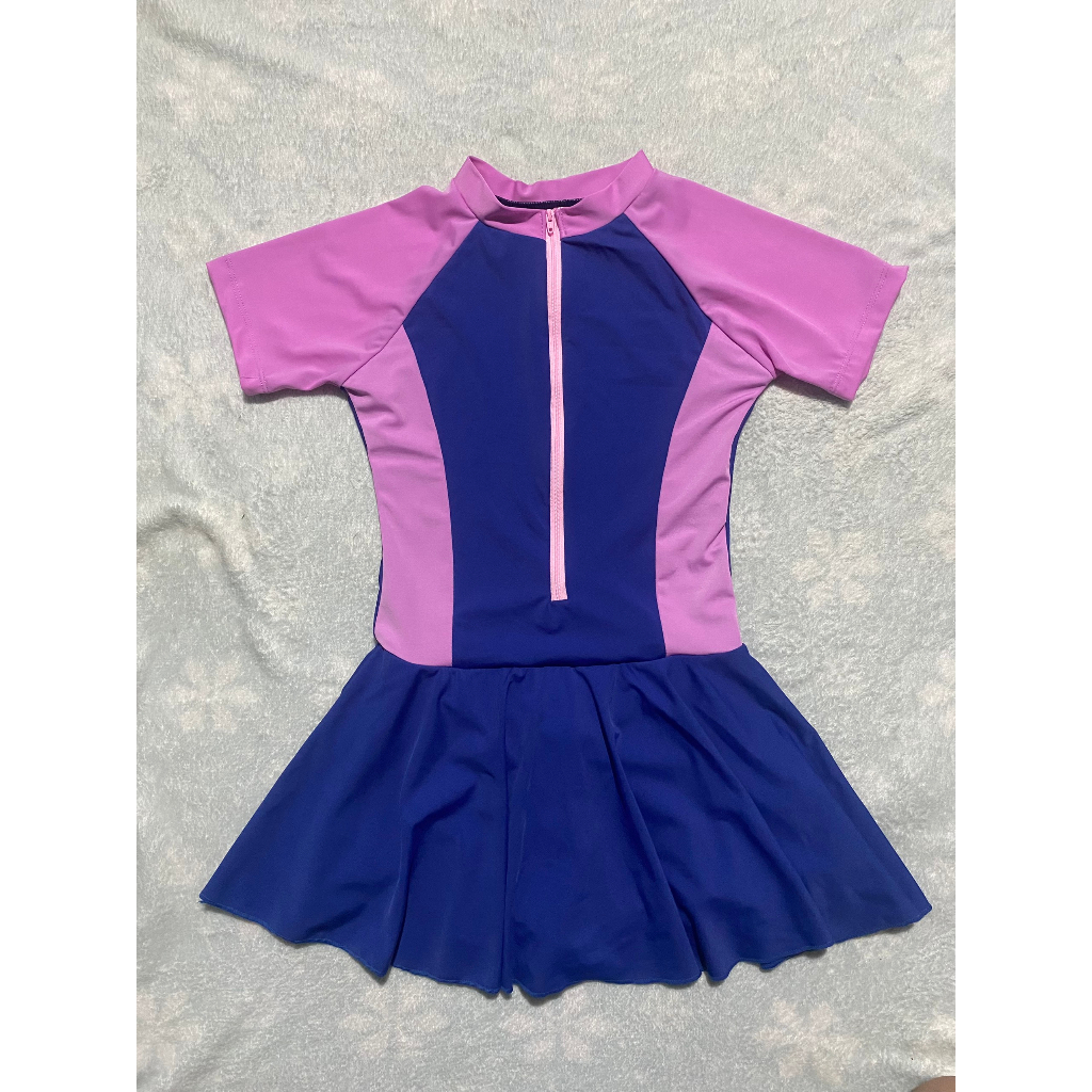 Bikini đồ bơi đi biển một mảnh dây kéo trước phối trắng, xanh rêu tay ngắn form váy BIKINISUNSHINE