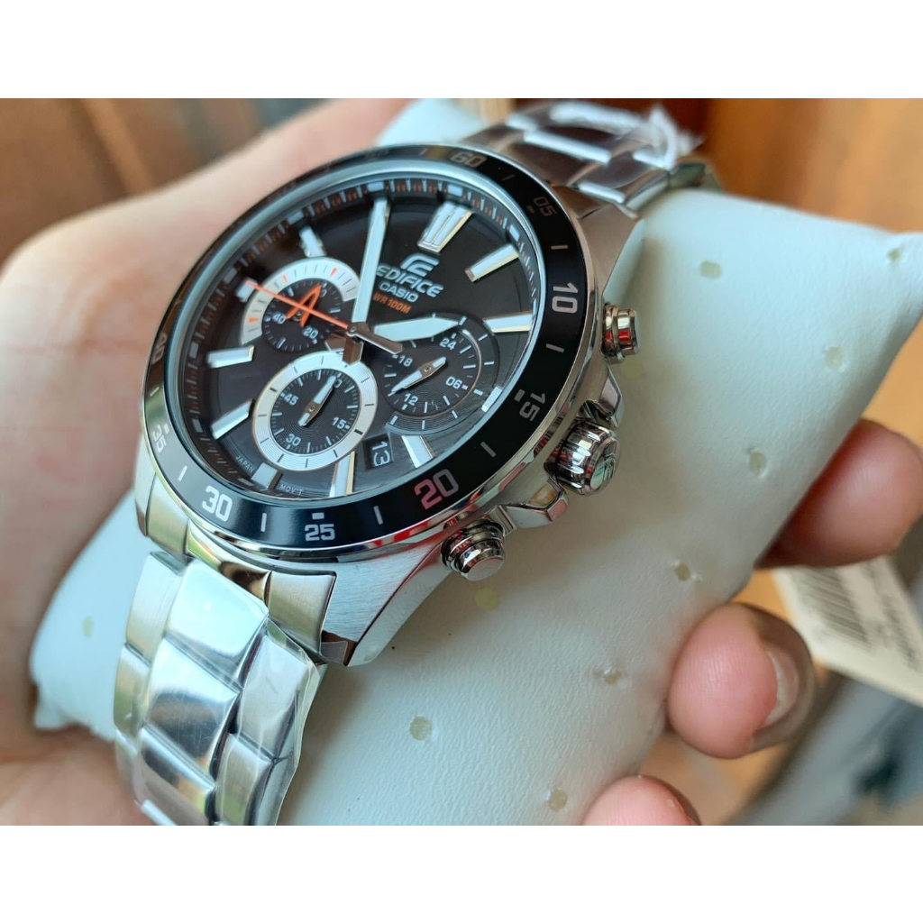 Đồng Hồ Nam Casio Edifice EFV-550D-1AVUDF Dây Đeo Kim Loại - Mặt Đen Cá Tính