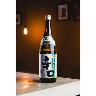 [CHUẨN AUTH] Rượu sake HAKUTSURU Nhật Bản 1.8 lít (Chai Xanh)