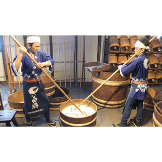 [CHUẨN AUTH] Rượu sake HAKUTSURU Nhật Bản 1.8 lít (Chai Xanh)