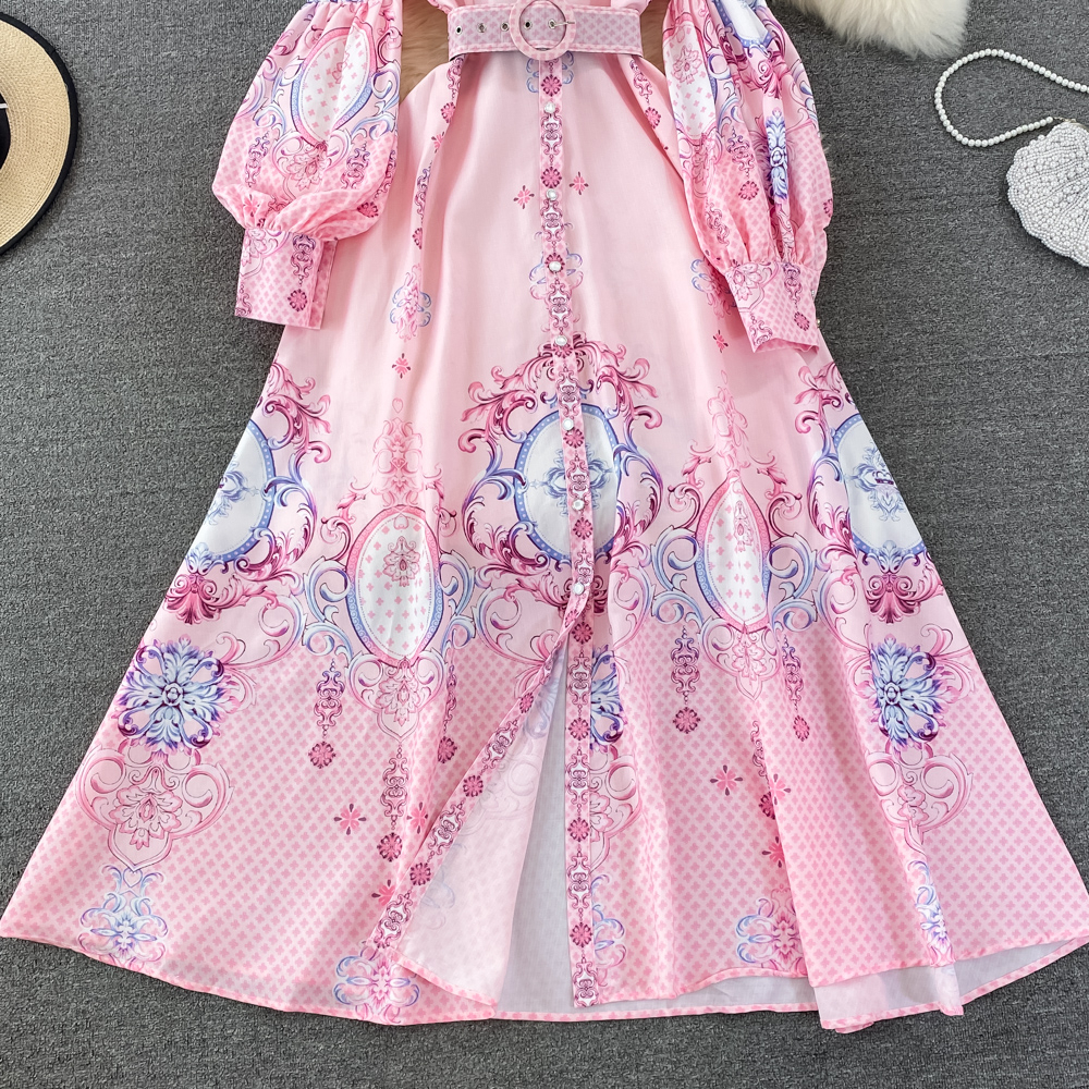 Đầm tay dài cổ chân họa tiết retro màu hồng dáng A kèm đai thắt eo