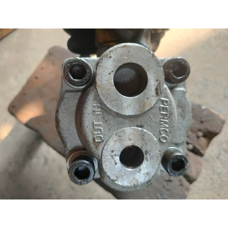 Đầu bơm cao áp thủy lực hàng tháo máy Nhật