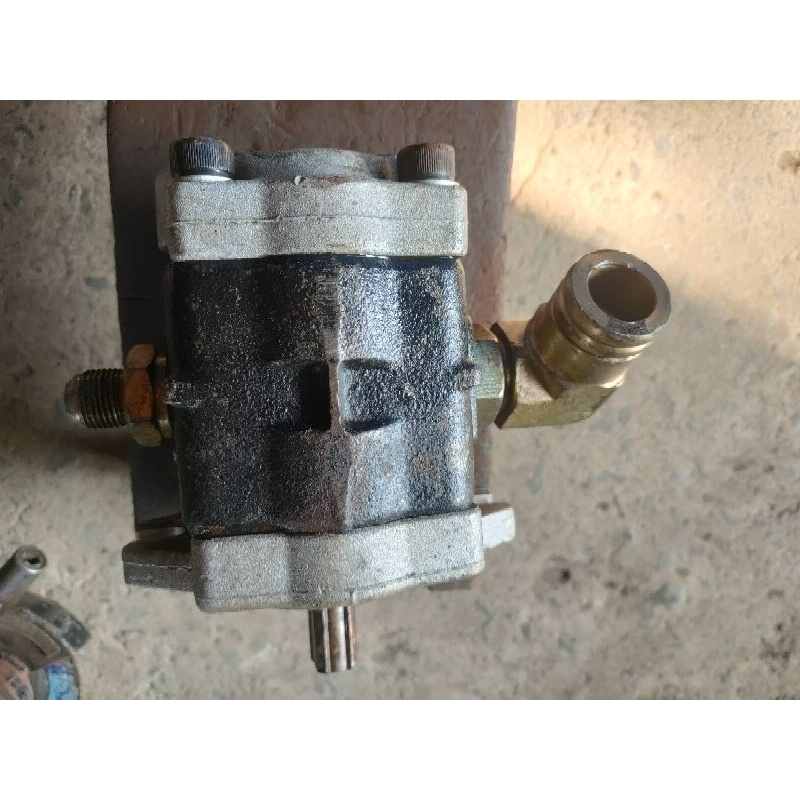 Đầu bơm cao áp thủy lực hàng tháo máy Nhật