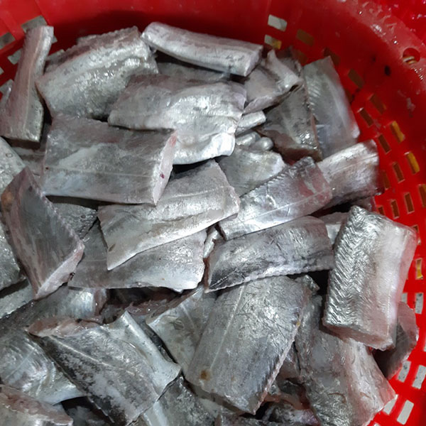 Khô cá, khô cá hố nhà làm, cá hố khô 2 nắng nguyên con đặc sản miền trung thơm ngon