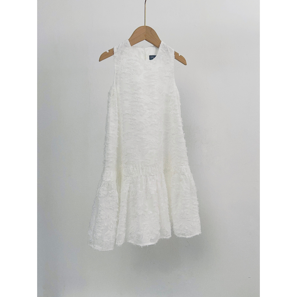 Đầm dự tiệc khoét nách LEAH xoè dệt hoa xù 3D xinh xắn tiểu thư - Monica dress - Trắng
