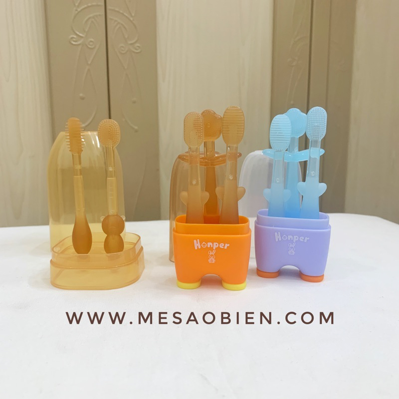 Set bàn chải và rơ lưỡi silicon cho bé