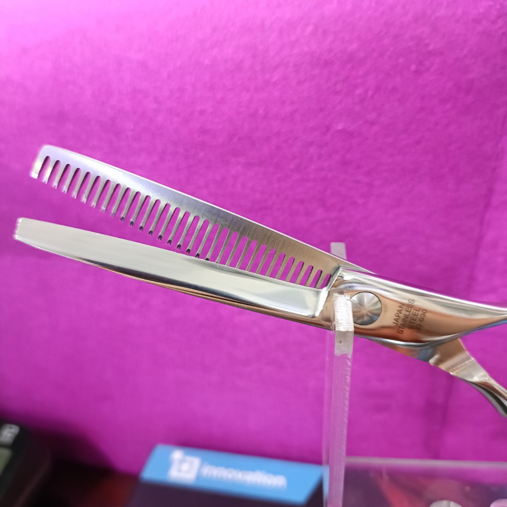 KÉO CẮT TÓC SAKURA THÉP NHẬT.