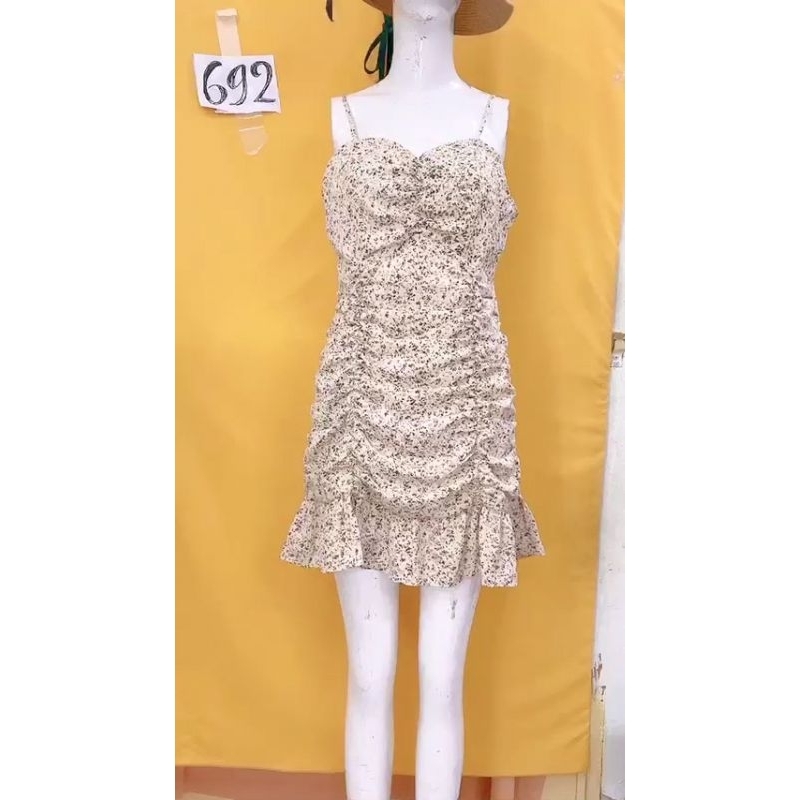 đầm hoa nhún 2 dây size S/M. S692