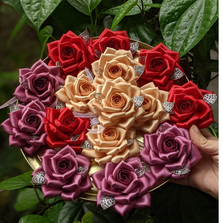 Hoa cài áo váy handmade ruy băng size 8cm