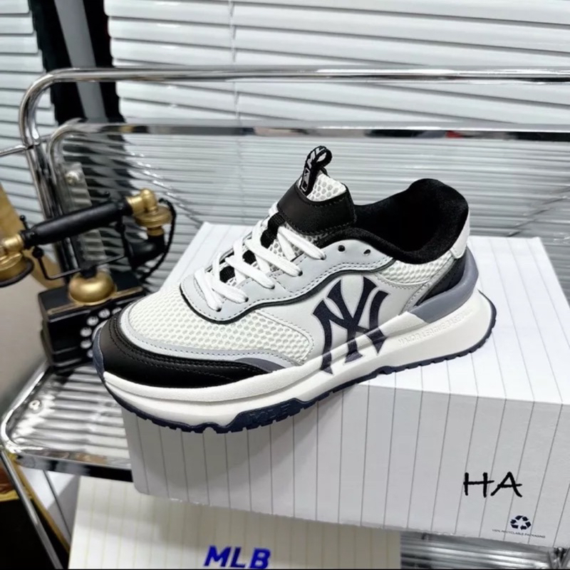 GIÀY M.LB CKUNKY RUNNER NY Yankess TRẮNG ĐEN SC [ Fullbox Cao Cấp + Free Ship ]