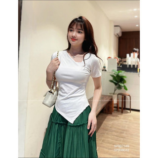 Áo thun trơn vạt nhọn cổ xéo
