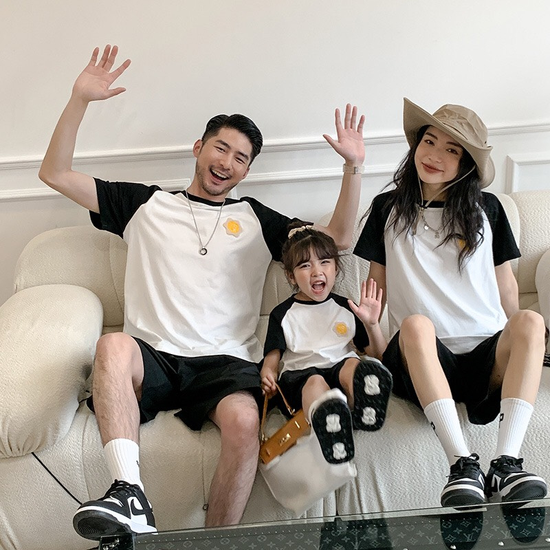 Áo cặp gia đình 3 4 5 người phong cách hàn quốc chất liệu thun cotton mềm hàng qccc