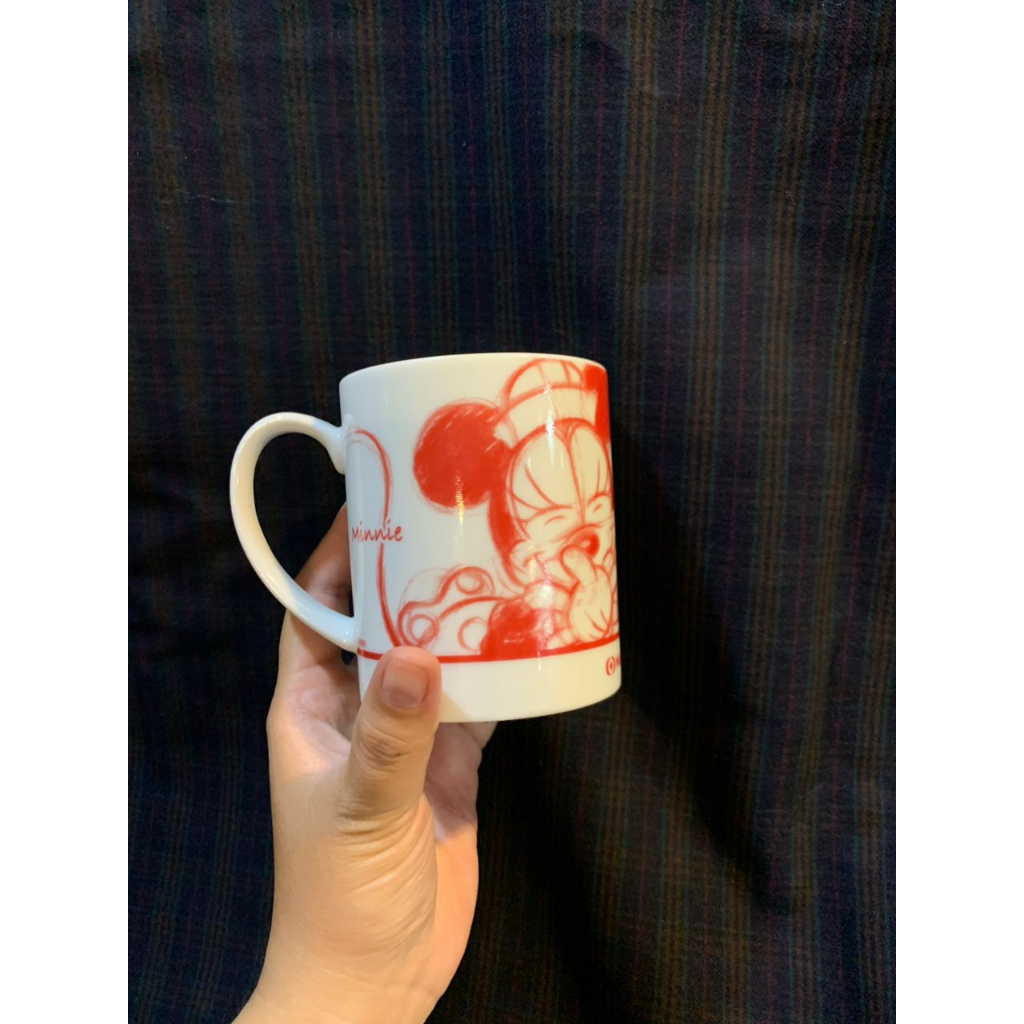 LY SỨ ĐỒNG GIÁ