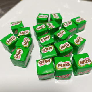 Combo 20 Kẹo Viên Milo Cube Cacao Chính Hãng Thái Lan (2.75G)