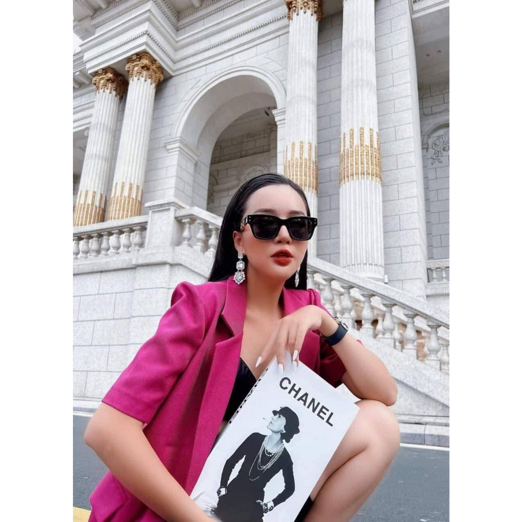 Kính mát Versace dáng vuông, viền havana, logo full tròng kính VE4421F 108/V8