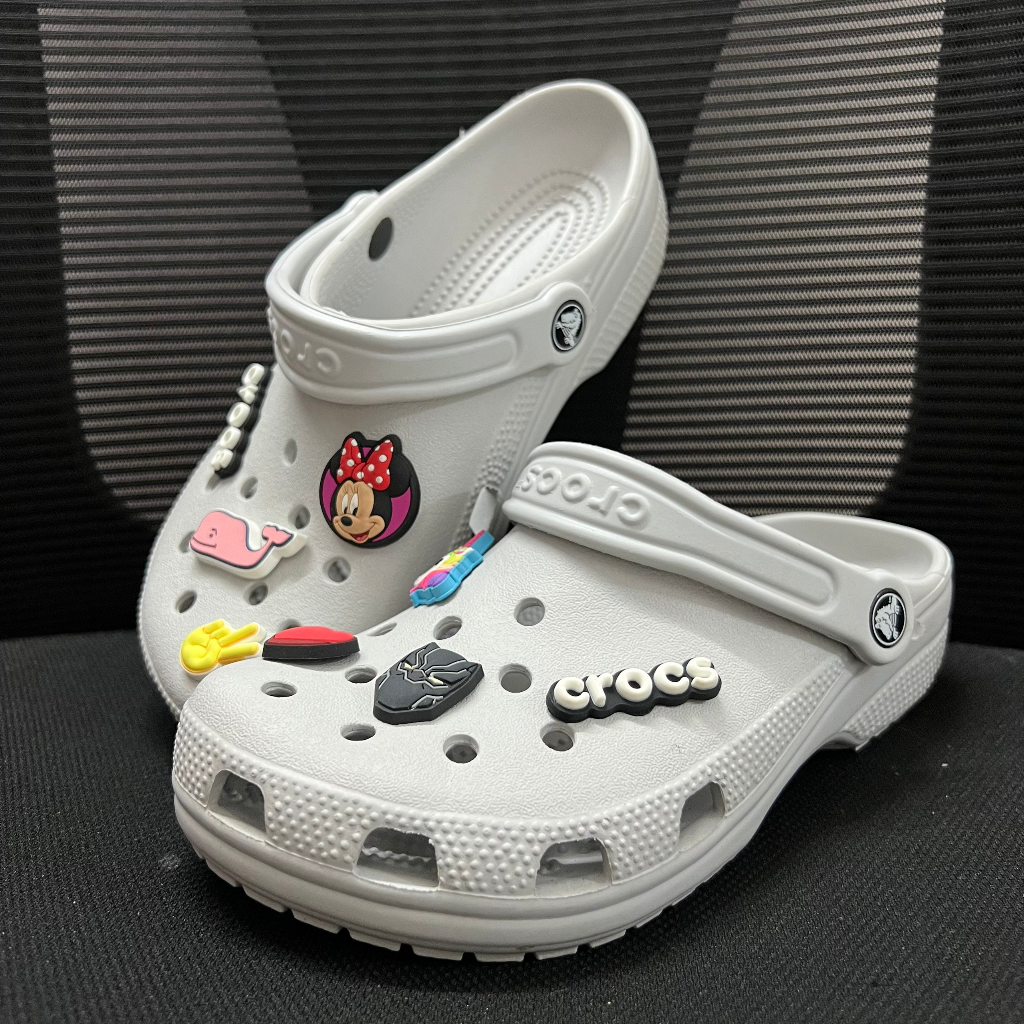 [Hàng chính hãng] Dép sục Crocs mẫu classic màu xám trắng cho nam và nữ, Tặng Stickers đi kèm (lỗi nhẹ đã xử lý) SXT