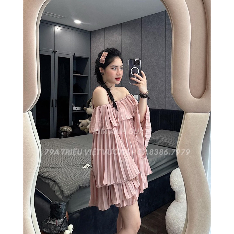 Set xếp ly bánh bèl hồng trễ vai Kim Anh Bùi