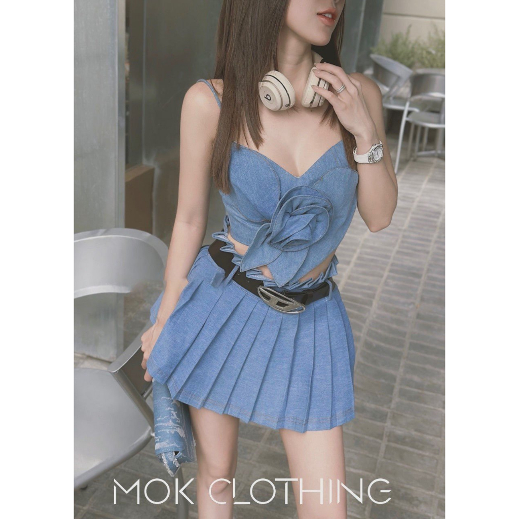 Set váy nữ áo hai dây kiểu ngắn xoắn hoa phối chân váy ngắn xếp li vải denim phong cách hàn quốc siêu cá tính, trẻ trung
