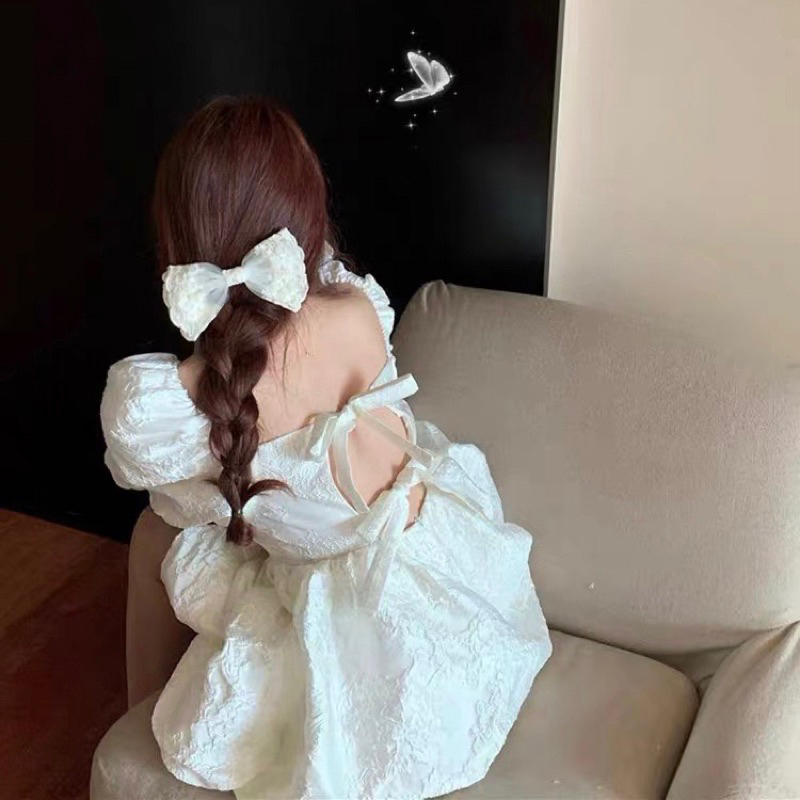 Đầm babydoll gấm hoa tay phồng màu hồng/trắng