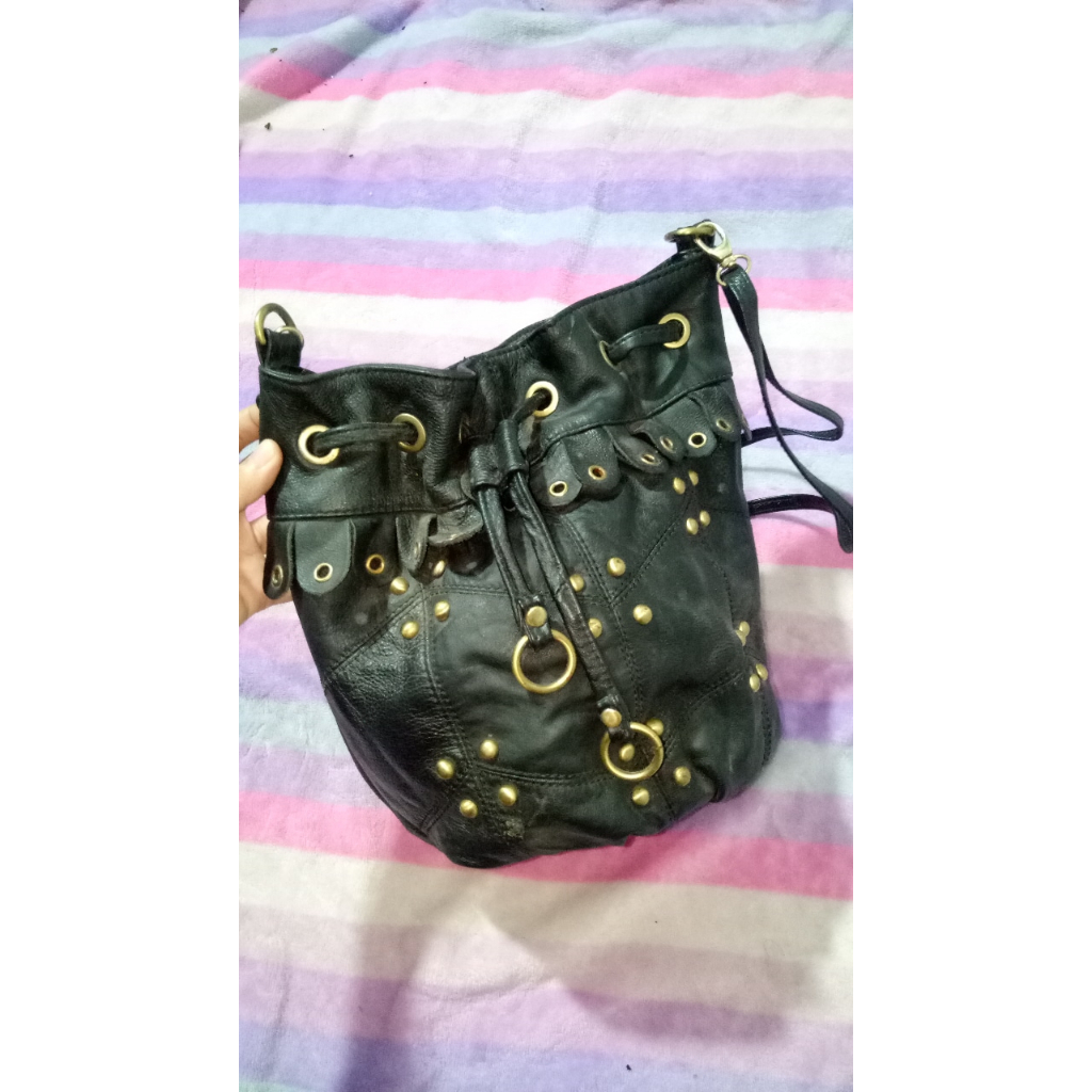 Túi da thật dáng bucket siêu hiếm, độ mới cao