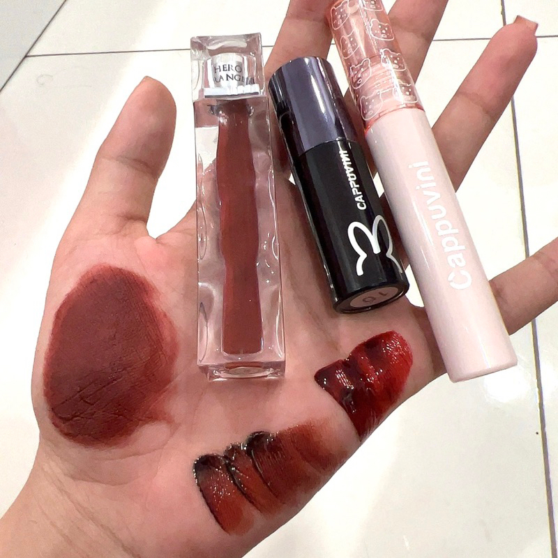 Combo son + ví + quà tặng