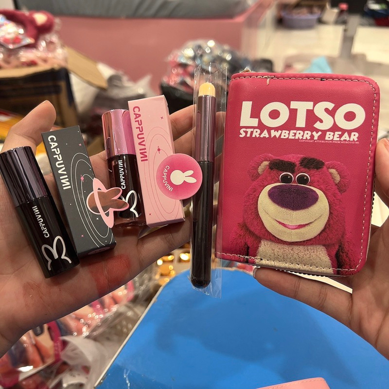 Combo son + ví + quà tặng