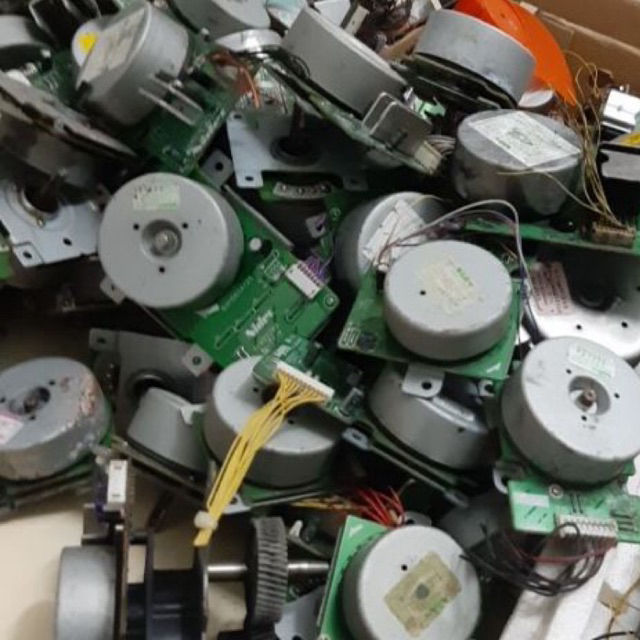 Motor BLDC brushless 3 pha trục 6mm