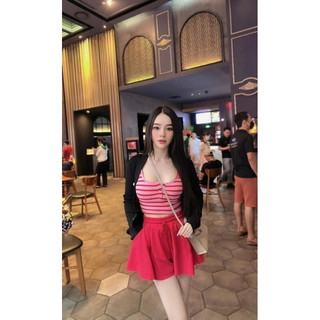 Set đùi ngắn áo hai dây sọc kèm quần đùi