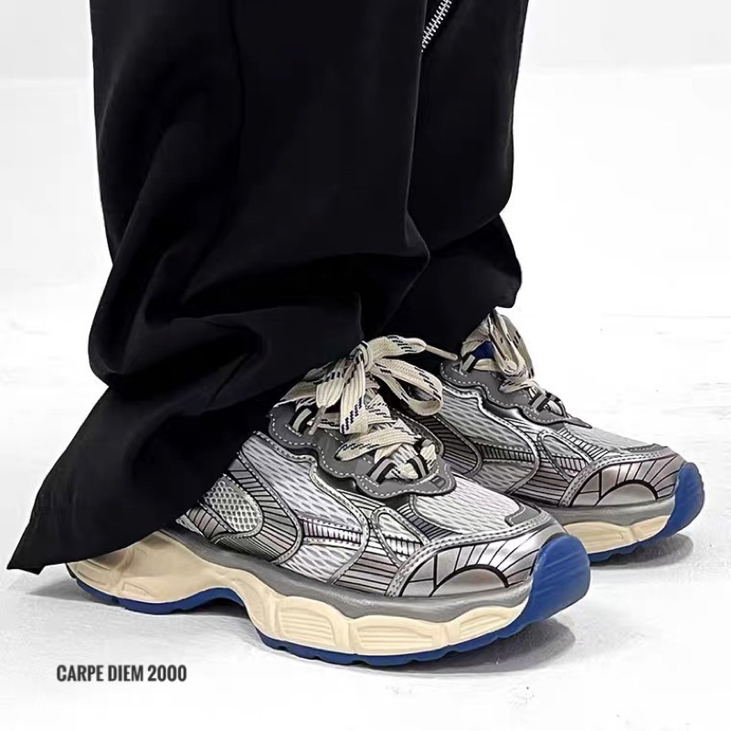 Seoul Chunky Sneakers - Giày thể thao form to dad shoe, đế cao, đi êm chân. Có 3 màu đen, đen ash, xám phối xanh dương