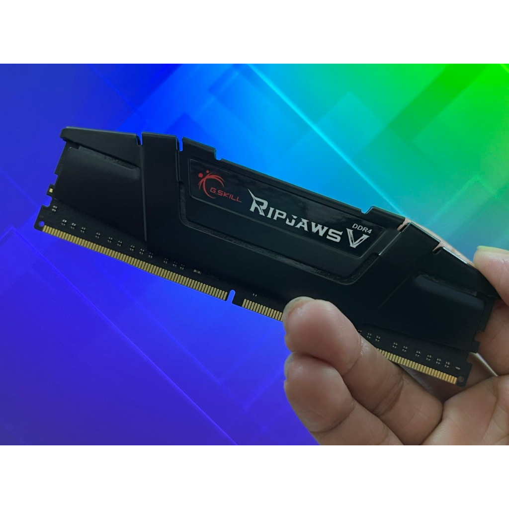 Bộ nhớ trong Ram Gskill Ripjaw V 8G/16G Bus 3200 Tản thép Đen New - Chính hãng - BH 36 Tháng