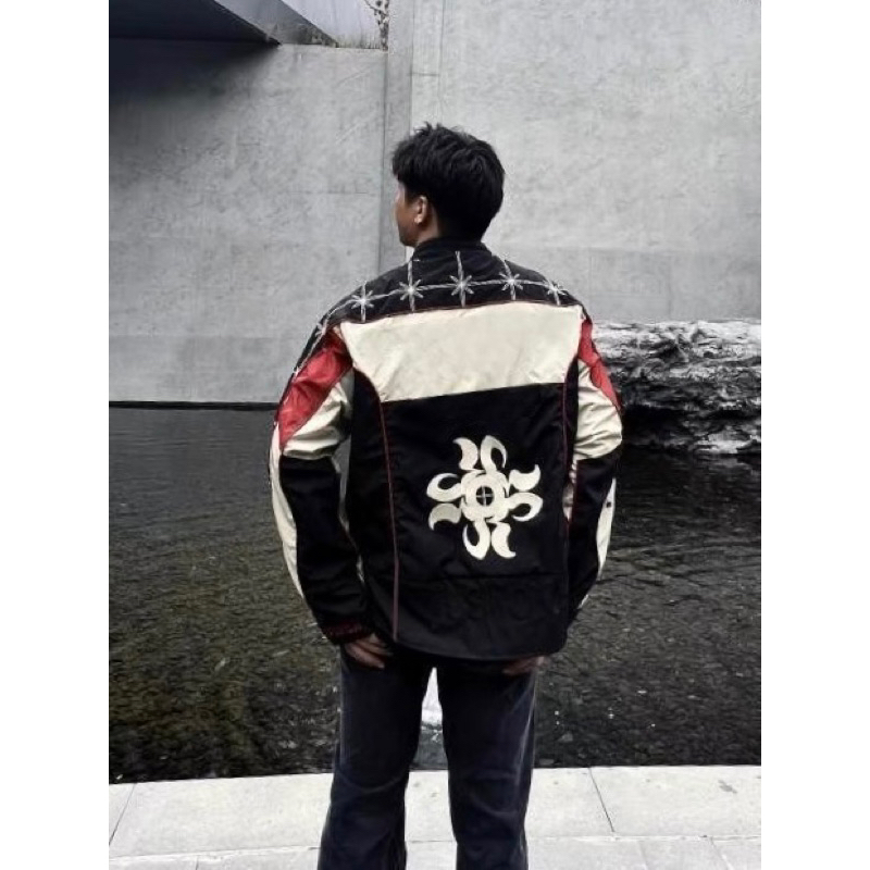 Áo khoác dù thêu