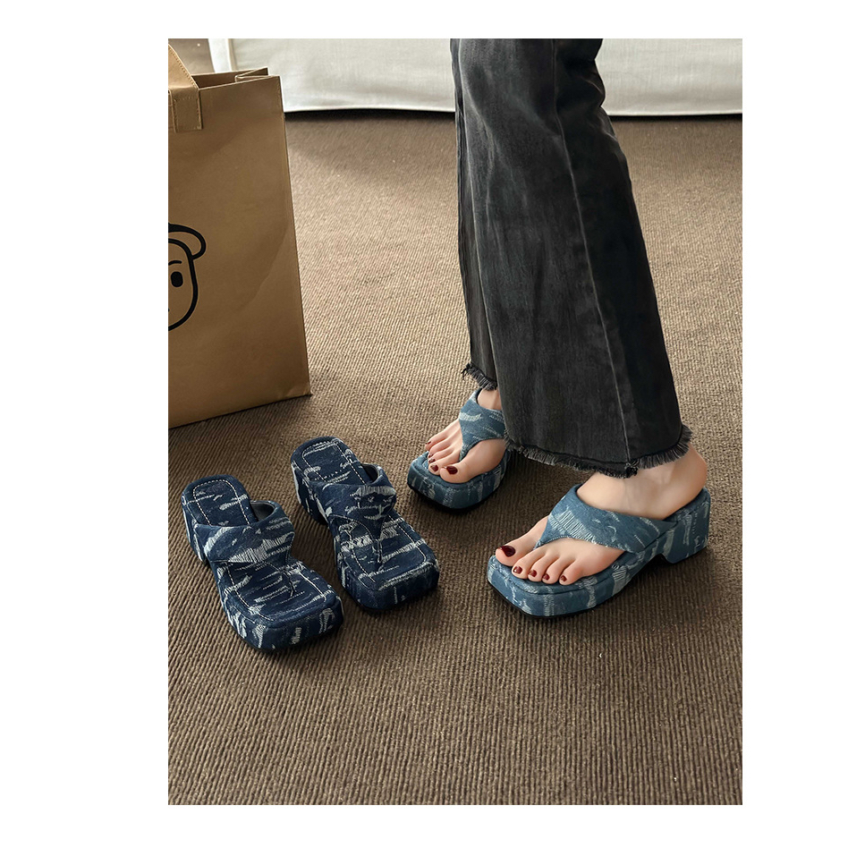 Dép xỏ ngón Denim đế vuông dày dặn mũi vuông phong cách retro thời trang mùa hè 2023 | Secodee