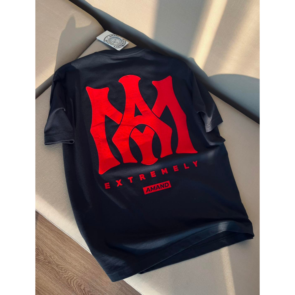 Áo phông Amand Unisex Charming Red T-Shirt - Black