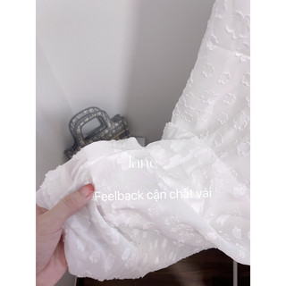 Váy maxi hoa trắng dịu dàng
