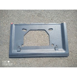 Bảng trang trí bảng số sau pajero v31 v32 v33 v43 v45 mb773866