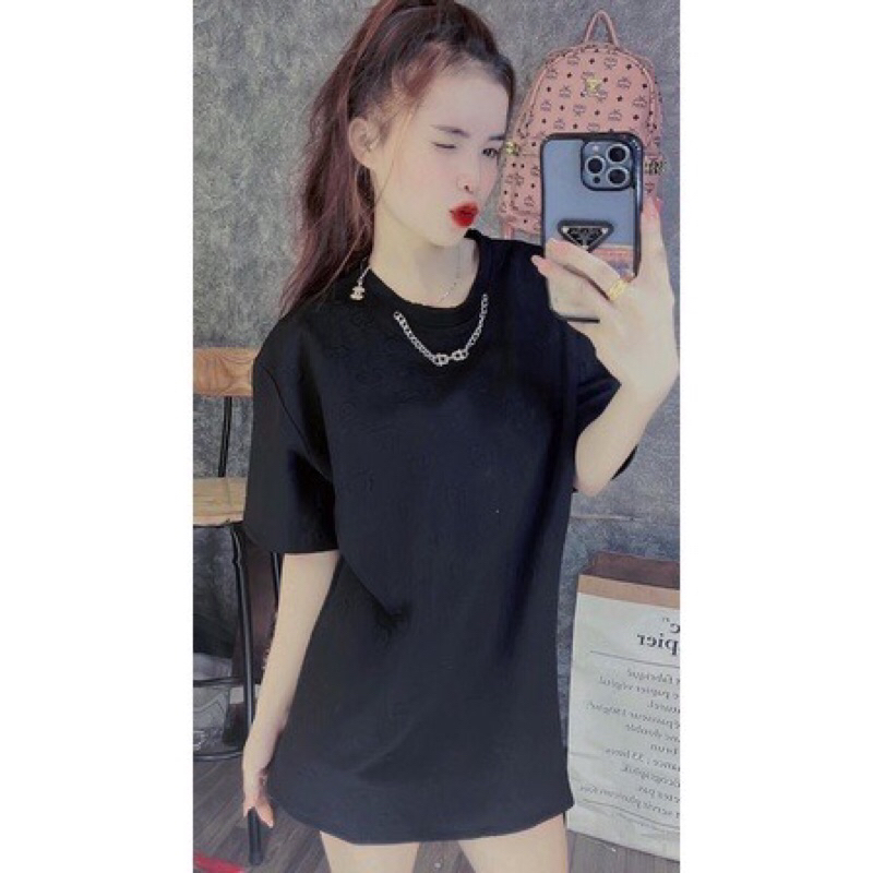 Áo Phông Xốp Vân G Dây Xích Hot Hit Form Rộng Đẹp 2 Màu Đen Trắng