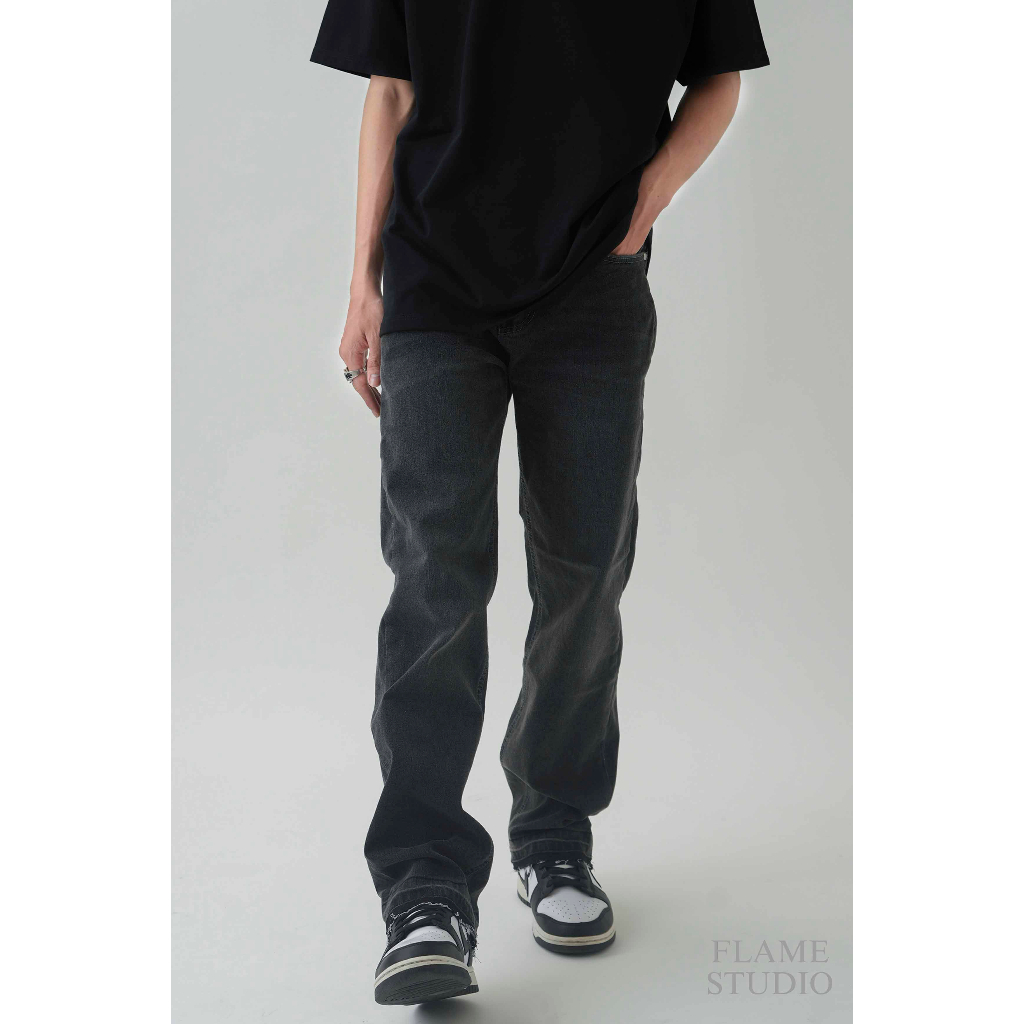 𝙁𝙇𝘼𝙈𝙀 𝙎𝙏𝙍𝘼𝙄𝙂𝙃𝙏 𝘿𝙀𝙉𝙄𝙈 - QUẦN JEANS XÁM TRƠN ỐNG SUÔNG FORM REGULAR FIT