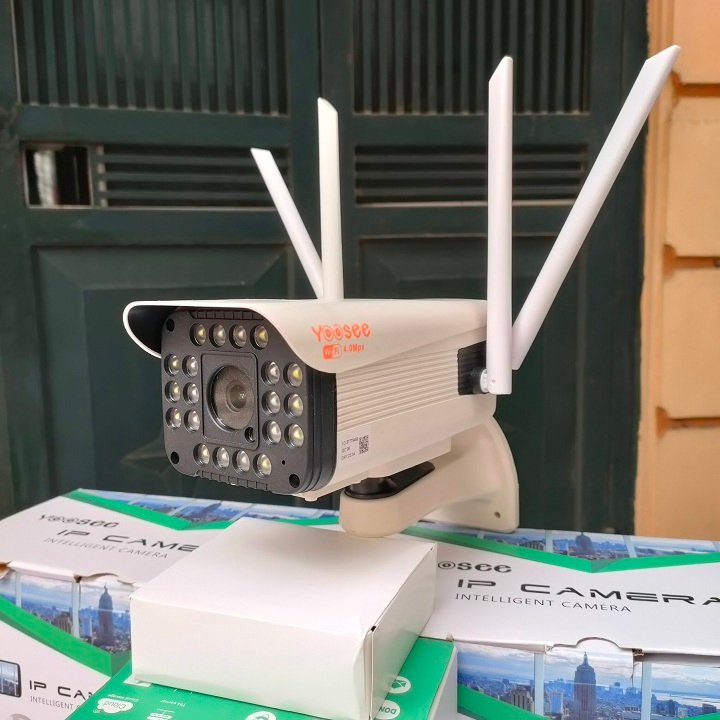 Camera ngoài trời yoosee thân xoay 4 râu 20led quay quét 360 độ, siêu nét, chịu mưa nắng, có màu ban đêm
