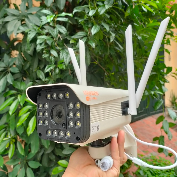 Camera ngoài trời yoosee thân xoay 4 râu 20led quay quét 360 độ, siêu nét, chịu mưa nắng, có màu ban đêm