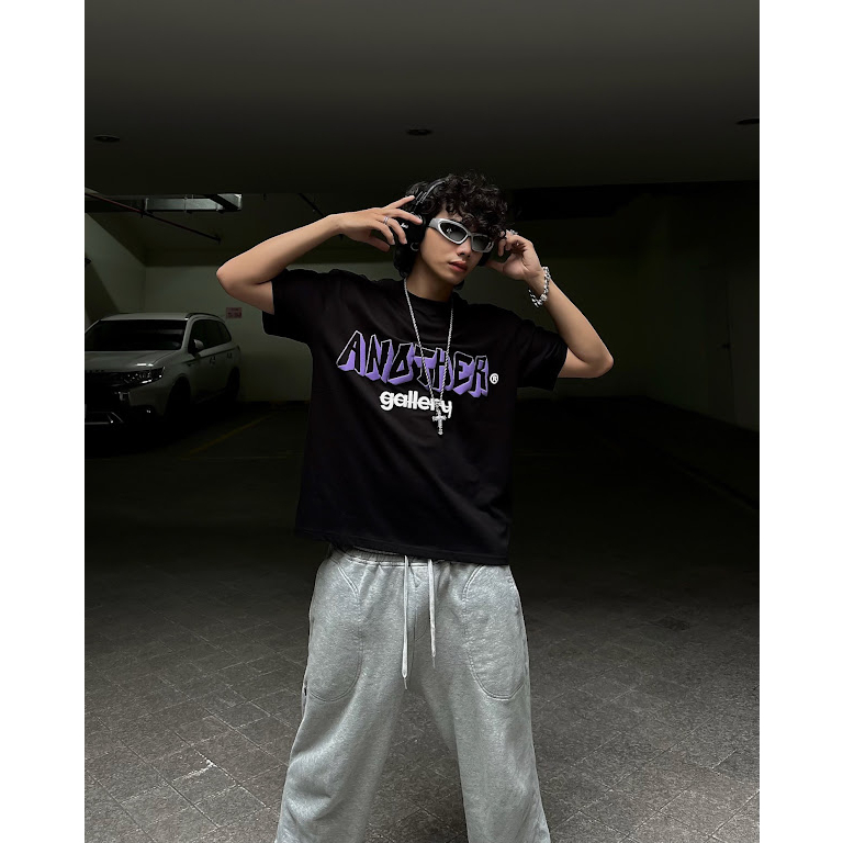 Áo thun Another Gallery