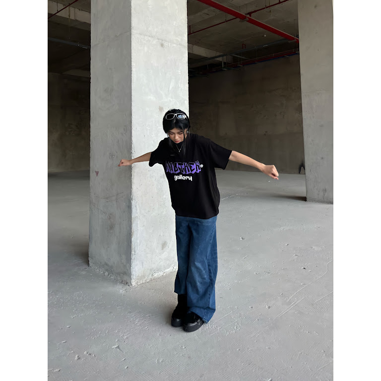 Áo thun Another Gallery