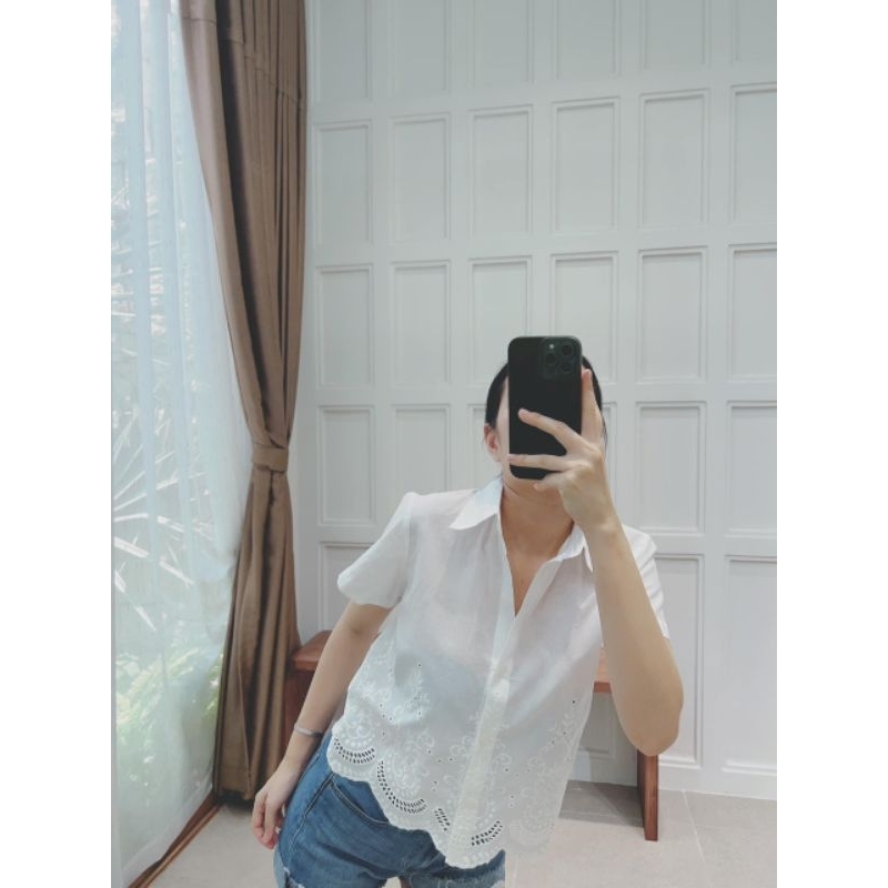Áo sơ mi cộc tay vạt sóng đục lỗ style Hàn Quốc trẻ trung năng động -Có buôn sỉ -SP 3505