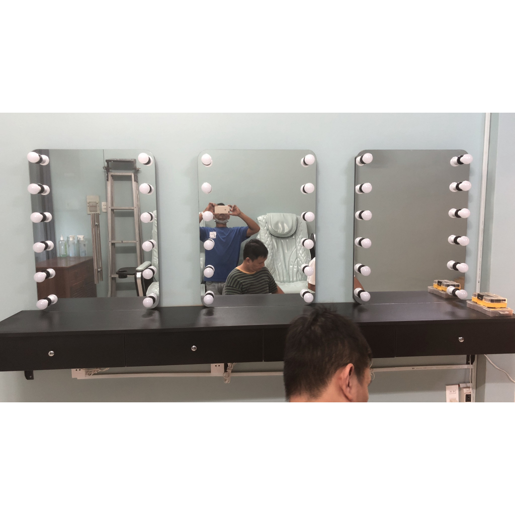 Gương trang điểm - makeup