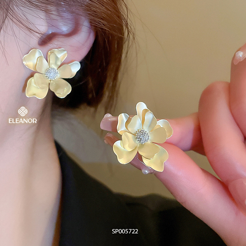 Bông tai nữ chuôi bạc 925 Eleanor Accessories hình hoa phụ kiện trang sức 5722
