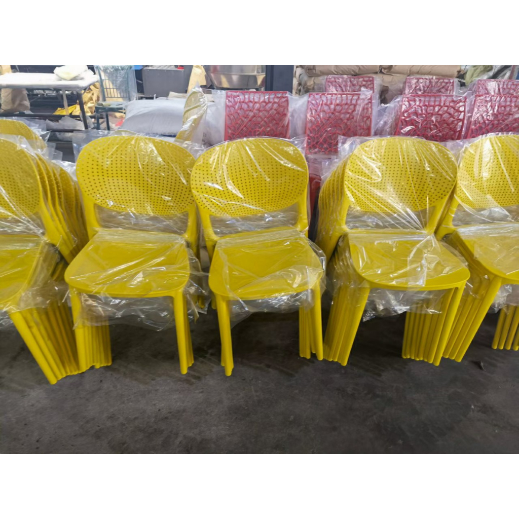 GHẾ NHỰA PP ĐÚC NGUYÊN KHỐI NHẬP KHẨU-CÀ PHÊ-VĂN PHÒNG- SÂN VƯỜN-NGOÀI TRỜI