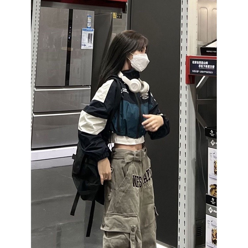 Áo khoác croptop tay dài phối màu phong cách retro Mỹ hoạ tiết chữ thời trang nữ